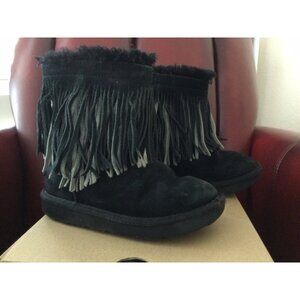 UGG CLASSIC SHORT II FRINGE Black BOOTS GIRLS SIZE 13 Silver Fringe Shearling Li